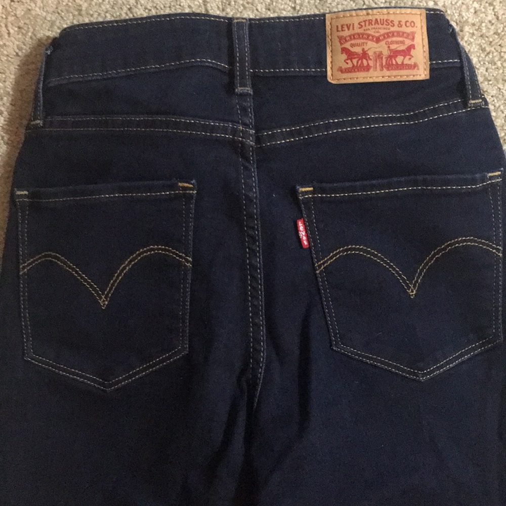 Levi’s high waisted skinny jeans